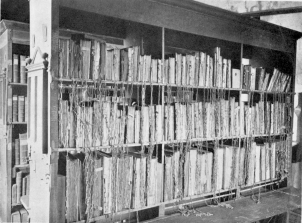 PLATE XIX  HEREFORD CATHEDRAL LIBRARY: CHAINED BOOKS