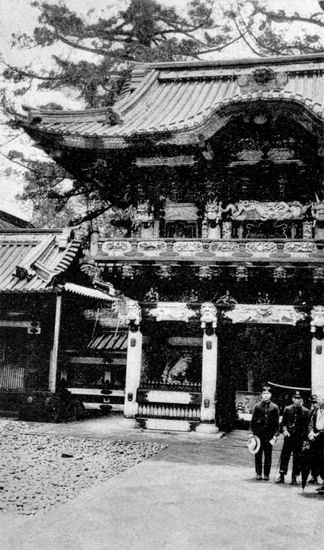 Yomei-mori Gate