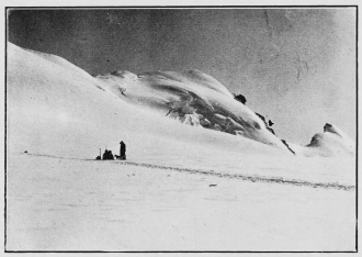 A halt for lunch above the snow line.