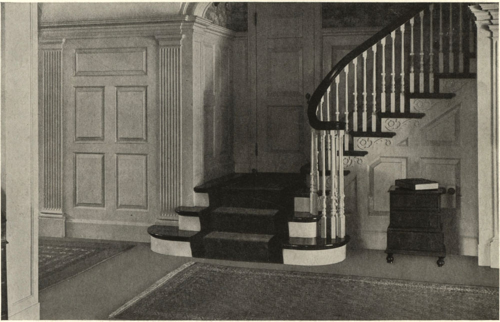 Room with dark gray linoleum