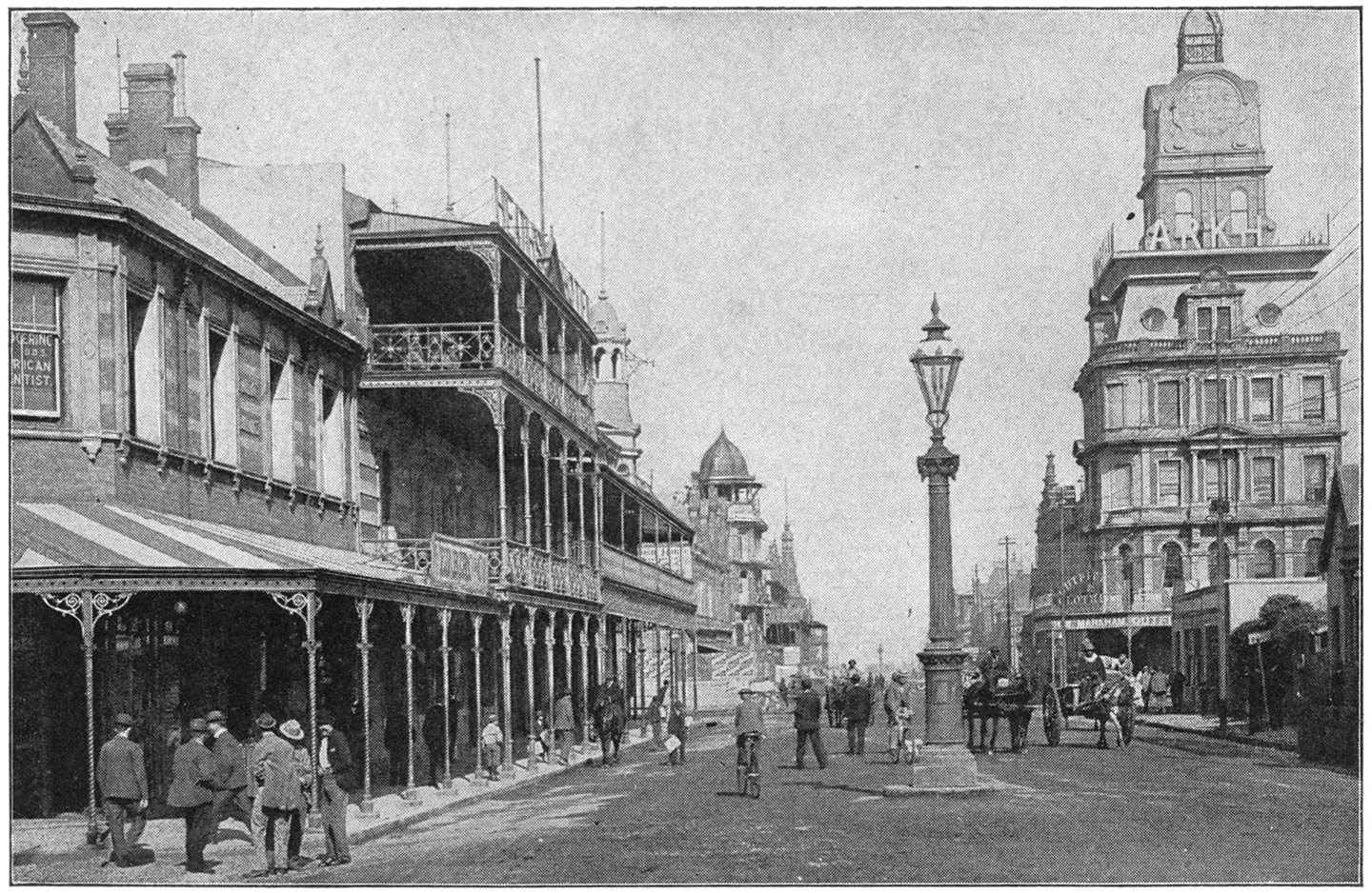 PRITCHARD STREET, LOOKING EAST, JOHANNESBURG.