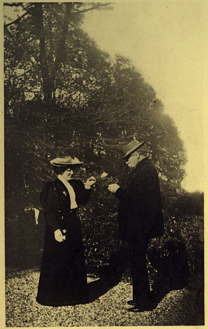 LOIE
FULLER AND ALEXANDRE DUMAS