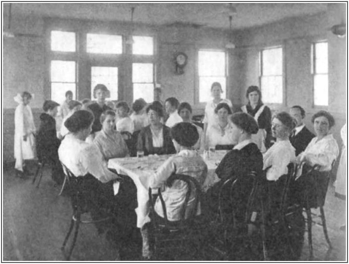 Teachers' luncheon cooked and served by pupils at the Clinton Kelly School, Portland, Oregon