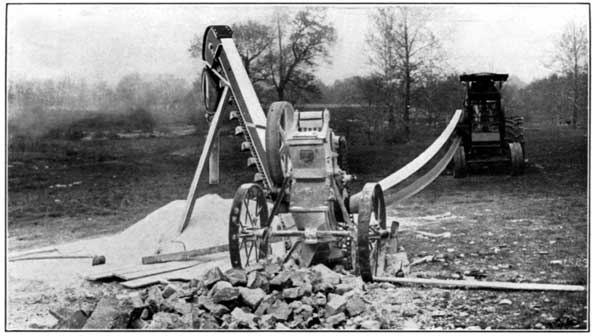 A Limestone Pulverizer for Farm Use (Courtesy of the Jeffrey Manufacturing Company, Columbus, Ohio)