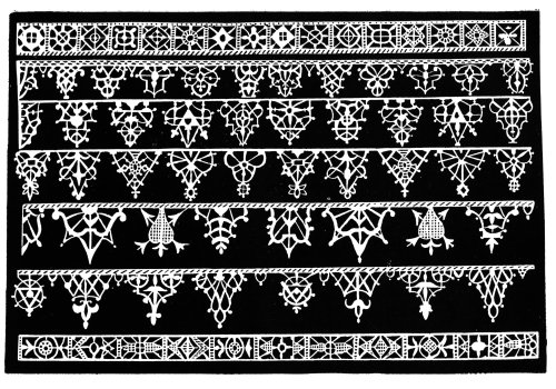 ORIGINAL PATTERNS DESIGNED BY VINCIOLA.