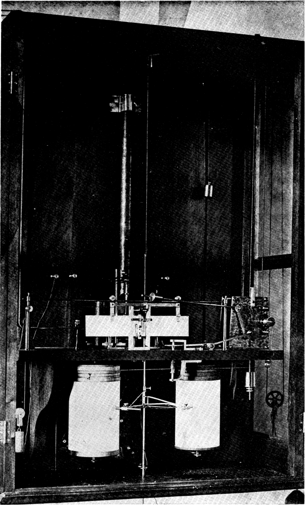 Figure 12.—Hough's electromechanical registering barometer, about 1871.