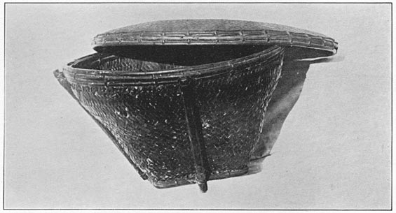 Woman's large transportation basket and winnowing tray