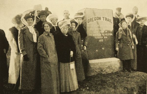 Monument on the Oregon Trail, three miles north of Fairbury  Erected by Quivira Chapter, Daughters of the American Revolution. Dedicated October 29, 1912.  Cost $200