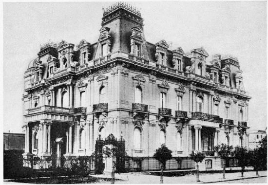 ANOTHER PRIVATE RESIDENCE IN BUENOS AIRES