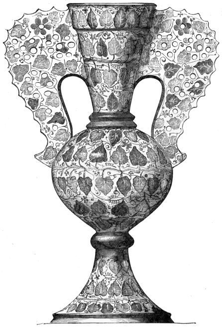 VASE DIAPERED WITH IVY OR BRYONY IN GOLDEN LUSTRE. HISPANO-MORESCO, 14TH OR 15TH CENTURY. SOUTH KENSINGTON MUSEUM.