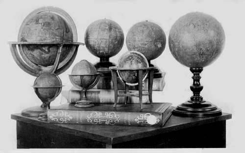 Globes of François de Mongenet, 1560, and of Gian Francesco Costa, 1784.