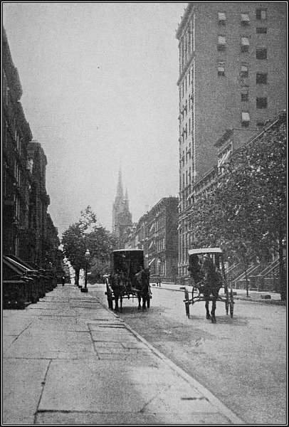 A quiet street on Brooklyn Heights