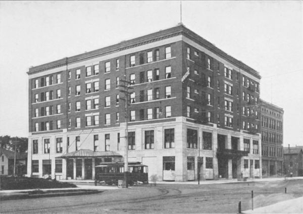 MONTROSE HOTEL, CEDAR RAPIDS