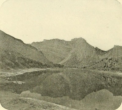 >Flaming Gorge, Green River. Beginning of the Canyons.