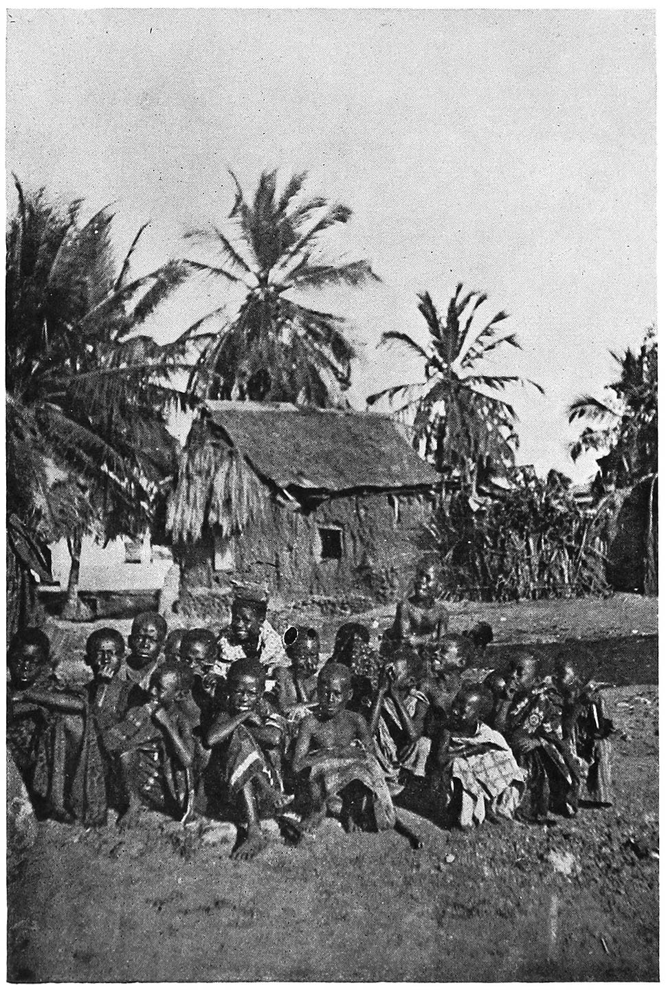 NATIVE CHILDREN READY FOR A STORY