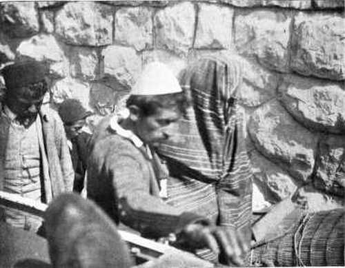 DISEMBARKATION OF A TURKISH BRIDE.