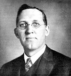Prof. R. S. Mackintosh—Horticulturist connected with
Extension Division, University Farm, St. Paul.