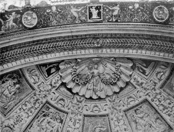 Detail of Vault in Villa Madama—Stucchi by Giovanni da
Udine
