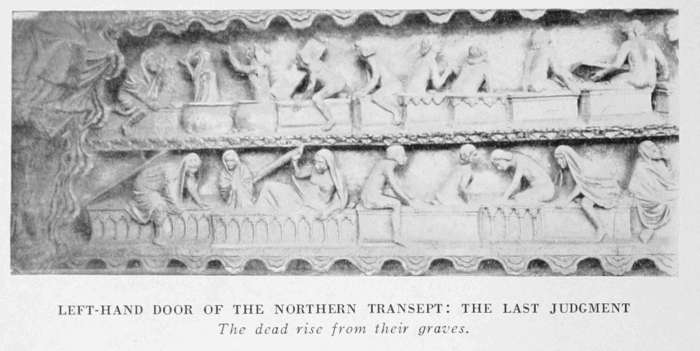 LEFT-HAND DOOR OF THE NORTHERN TRANSEPT: THE LAST JUDGMENT
The dead rise from their graves.
