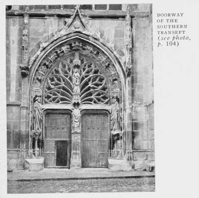 DOORWAY
OF THE
SOUTHERN
TRANSEPT
(see photo,
p. 104)